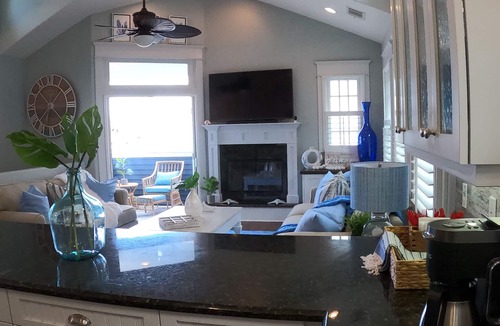 Coronado House | Exquisite Coronado Village Beach Getaway. 4 BDR, 3Bathroom w/1car garage