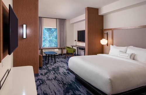 Northwest Pensacola Hotel | Fairfield by Marriott Inn & Suites Pensacola Pine Forest