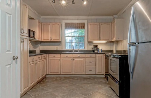 Seagrove Beach Cottage | Family friendly cottage-steps from Florida's Emerald Beach and Seaside