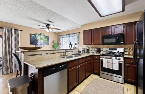 Las Vegas House | Family-Friendly 4BD Oasis w/Pool & Backyard/BBQ