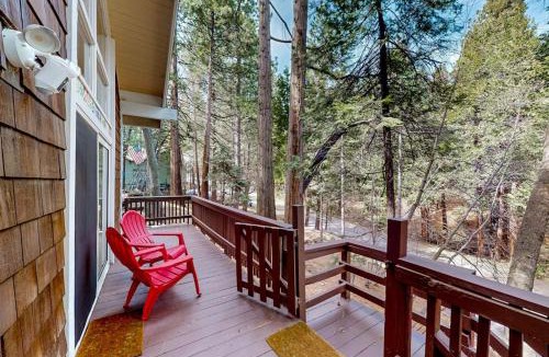Twin Peaks House | Fernrock Cabin