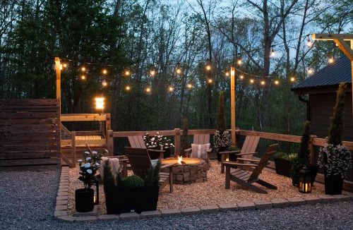 Cherry Log House | Firefly Mountain
