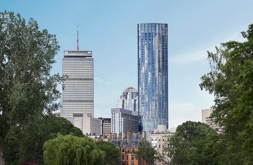 Back Bay Hotel | Four Seasons Hotel One Dalton Street, Boston