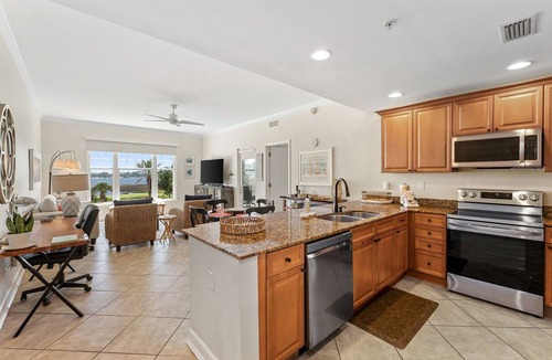 Upper Grand Lagoon Condo | FREE Golf&Perks! Reflections 304, 2 King Beds, Heated Resort Pool & Hot Tub!