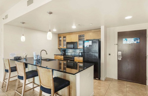 Baytowne Wharf Condo | Free Resort Tram | Stunning Bay Views from Corner Balcony | Bahia 4324 | Sandest