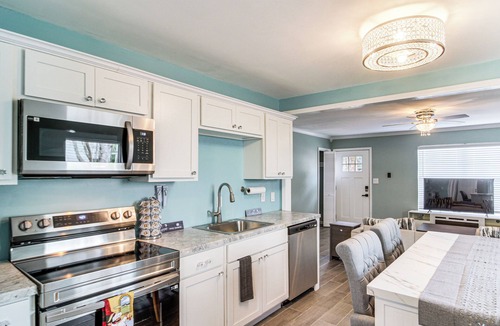 Myrtle Grove House | Fun in the Sun w/Family - Pensacola Duplex + Yard