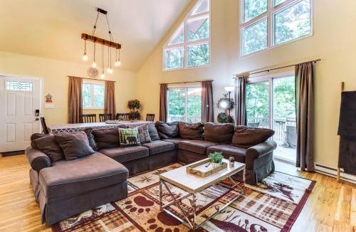 Albrightsville House | Furnished Deck + Fire Pit: Poconos Outdoorsy Gem