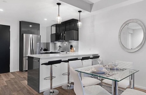 Shawmut Apartment | Furnished Downtown 1BR | Gym & Yoga | South End