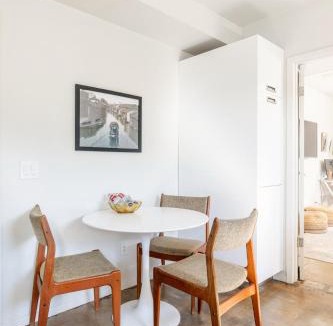 Playa Del Rey Apartment | Garden Oasis by the Sea