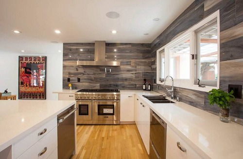 Central Malibu House | Gated 3 bedroom 3.5 bathroom home in Malibu with pool!