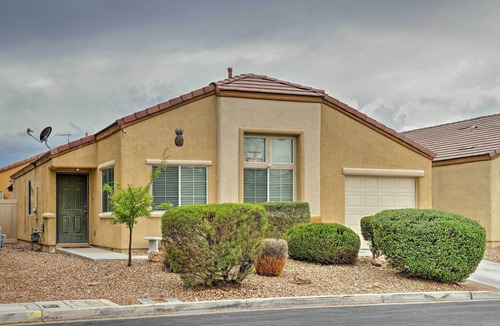 Sunrise Manor House | Gated Community Home w/ Patio, 9 Mi to Vegas Strip