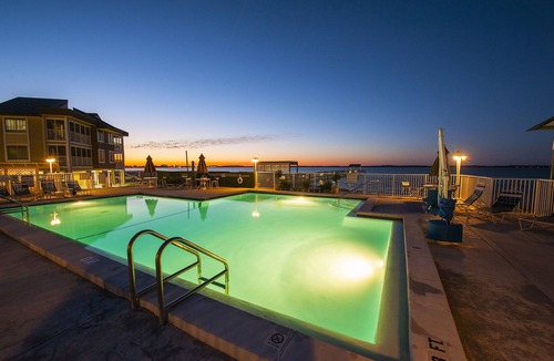 Pensacola Beach Condo | Getaways at Soundside Holiday Beach