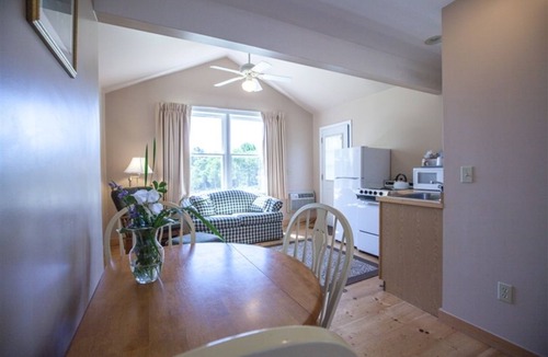 Lincolnville House | Glenmoor By the Sea