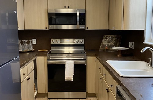 North Wood Estates Cottage | Golfing , Beach, Fishing all within 5 minutes. St Andrews State Park 2.2 miles