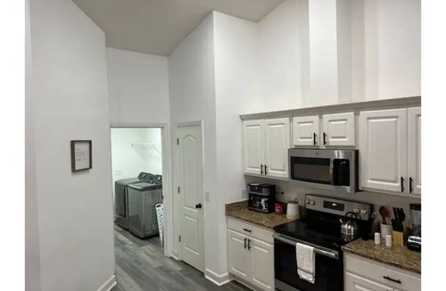 Emerald Shores House | Good Vibes On Gulf Near The Beach And Downtown