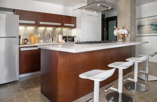Historic Core Apartment | Gorgeous Apartment 2-bedroom 2-bathroom