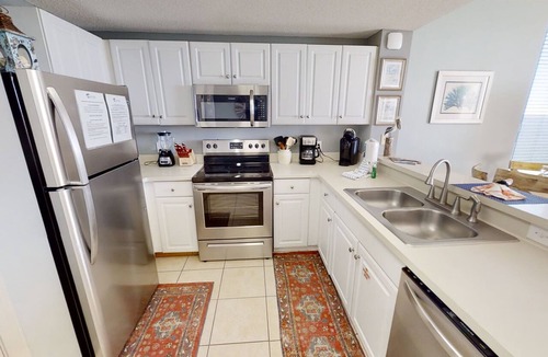 Long Beach Condo | Gorgeous Beach/Gulf View! Luxury Throughout - Free Golf & Activities Daily!