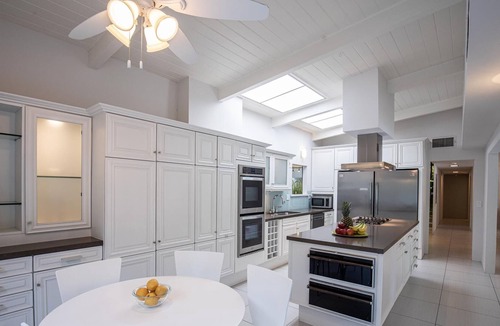 Old Las Palmas House | Gorgeous Mountain Views in Vista Las Palmas