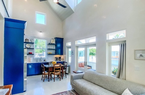 Crystal Shores Cottage | Gorgeous new beach cottage in fantastic location!