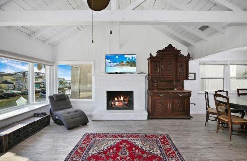 Balboa Island House | Grand Canal Getaway - Balboa Island