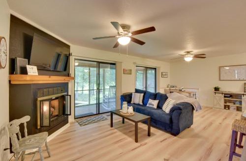 Murphy House | Grand Murphy Cabin w/Fire Pit & Game Room!