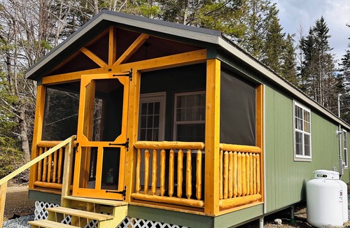 Surry Cabin | Green Cabin in Surry close to Acadia and Bar Harbor