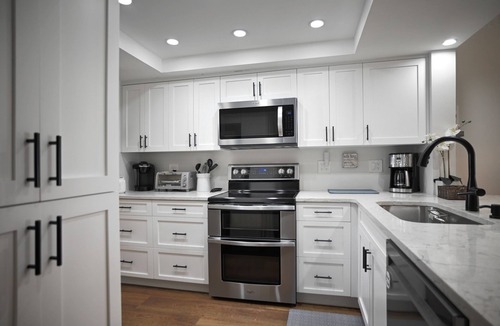 Cocoa Beach Condo | Ground Floor Luxury Condo Fully Updated With Great Ocean View - Unit 49