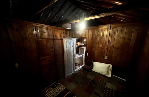 Harrietta Cabin | Grumpy Bear Ski Den 3Bd, 1Ba, Sleeps 7-8, Ski-Hunt-Paddle-Trails, Caberfae Peaks