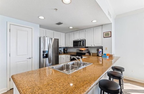 Long Beach Condo | Gulf Front Corner Unit Fantastic Views Free Beach Service!