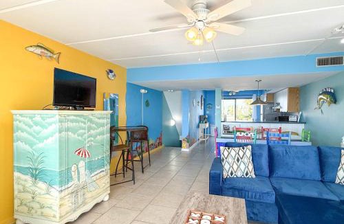 St. George Island House | Gulf-Front Villa A-6 Pool Access Sleeps 6