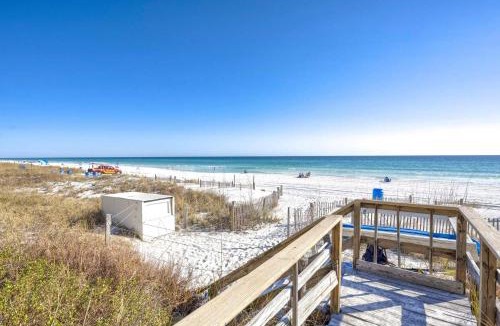 Crystal Beach House | Gulf View Getaway at Crystal Villas