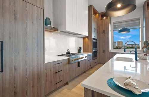 Siesta Key House | Gulf Views, Waterslide, Movie Room/Sports Ct