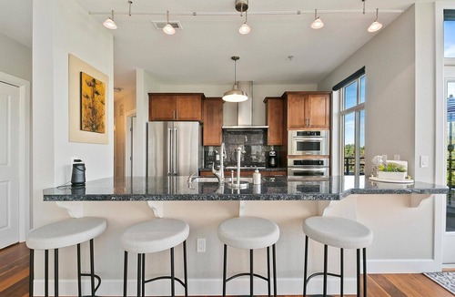 Downtown Boise Condo | #HabitueHomes - CitySide Serenity - Downtown! Views!
