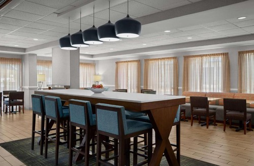 Port Lagoon Hotel | Hampton Inn by Hilton Panama City Beach