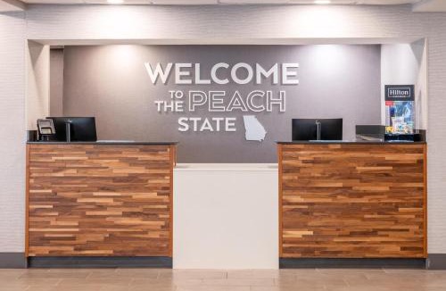 Commerce Hotel | Hampton Inn Commerce