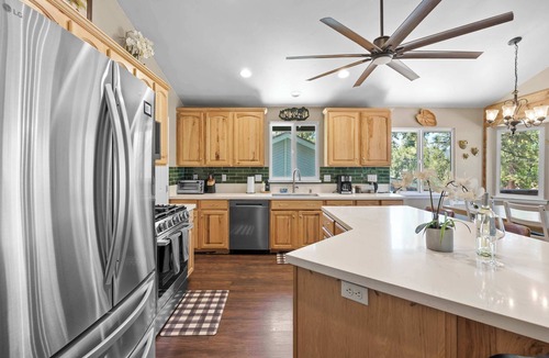 Big Bear Lake House | Harmony Pines Spa Game Garage