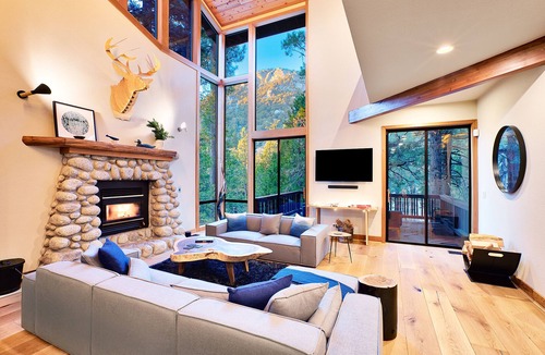 Fern Valley Cabin | Haven Idyllwild: Mountain cabin luxury/stunning views/cedar hot tub