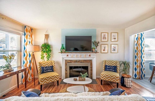 Fullerton House | Hello Sunshine OC minutes to Disneyland-Family Friendly