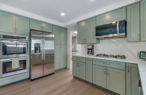 Mission Viejo House | Hey! I Am Adriana On The Block | Pool | BBQ