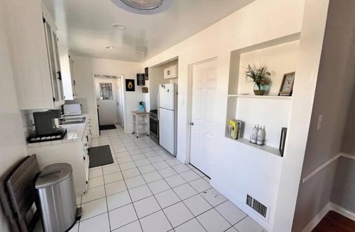 View Park-Windsor Hills House | Hidden Gem that is centrally located in the Heart of Los Angeles