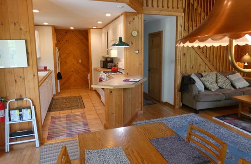 Otter Creek Ski Chalet | Hideaway Chalet, Beautiful Cedar home abutting Acadia National Park
