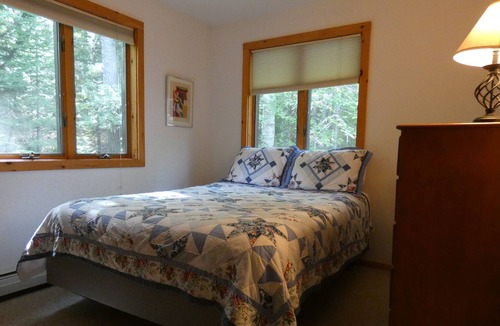Otter Creek Ski Chalet | Hideaway Chalet, Beautiful Cedar home abutting Acadia National Park