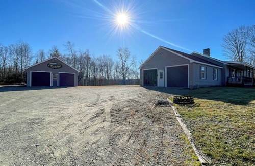 East Central Franklin House | Hiking,canoeing,fishing,close to atv,utv trails