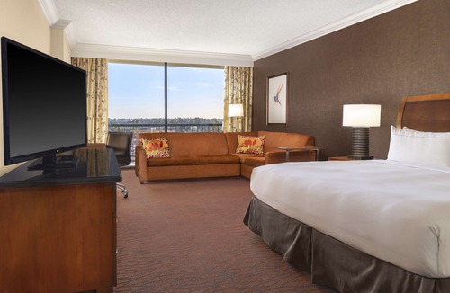Costa Mesa Hotel | Hilton Orange County/Costa Mesa