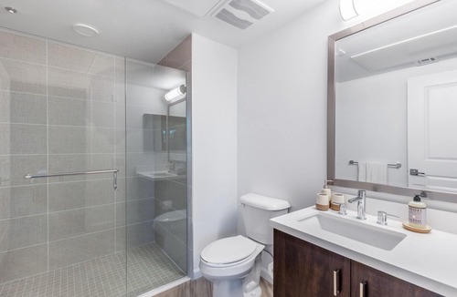 Westchester Apartment | Hip Westchester 1BR w/Gym, Pool, nr. beach & LAX, by Blueground