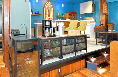Harpers Ferry House | Historic Church Revival: 4BR & Gathering Rm + Lg Porch, Firepit, EV + 2 dogs OK