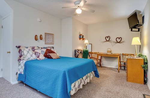 Delphi Apartment | Historic Delphi Studio: Walk to Main St & Creek
