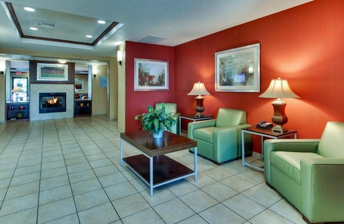 Lititz Hotel | Holiday Inn Express Hotel & Suites Lancaster-Lititz by IHG