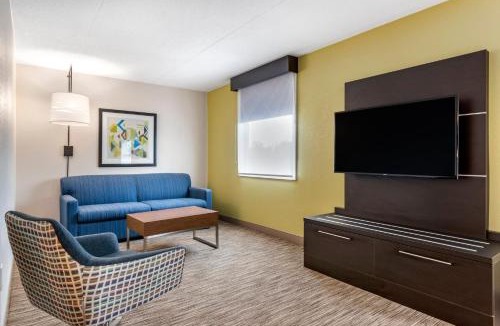 Lickdale Hotel | Holiday Inn Express Jonestown Ft Indiantown Gap by IHG