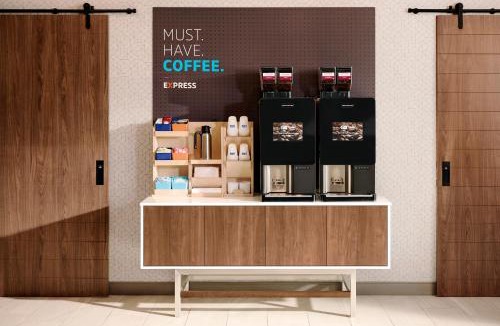 Effingham Hotel | Holiday Inn Express & Suites - Effingham by IHG